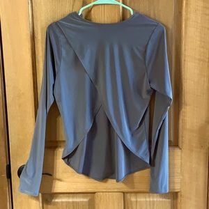 Onzie Tulip back long sleeve shirt